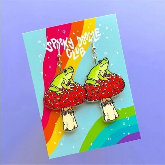 Vibrant Toad on Mushroom Lightweight Earrings Frog - Picture 2 of 4